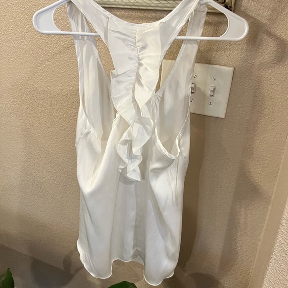 𝅺BELLA B white tank top - Picture 4 of 7